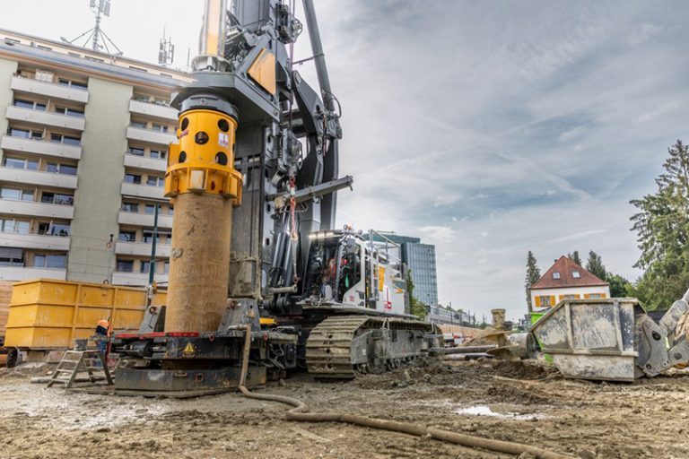 Rotary Drilling Rig